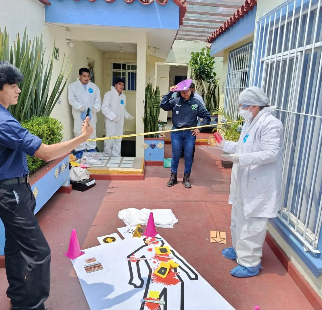 Actividad práctica con estudiantes del Instituto de Posgrados Xalapa